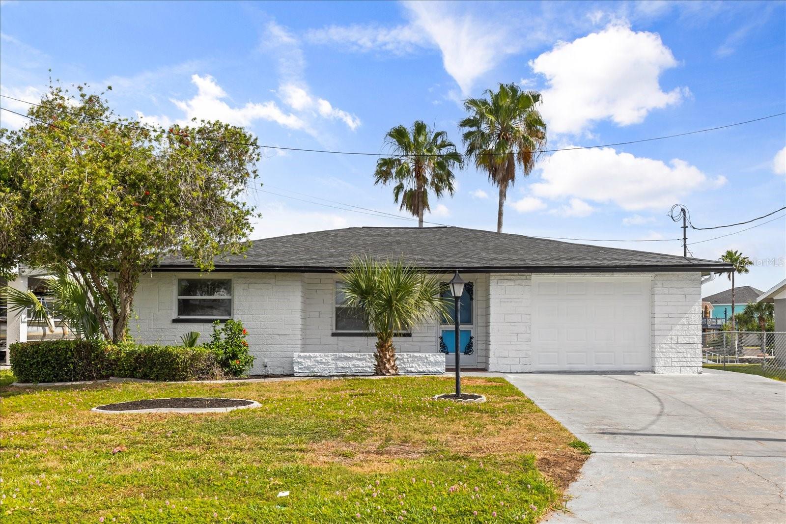 3435 GULF COAST DR
